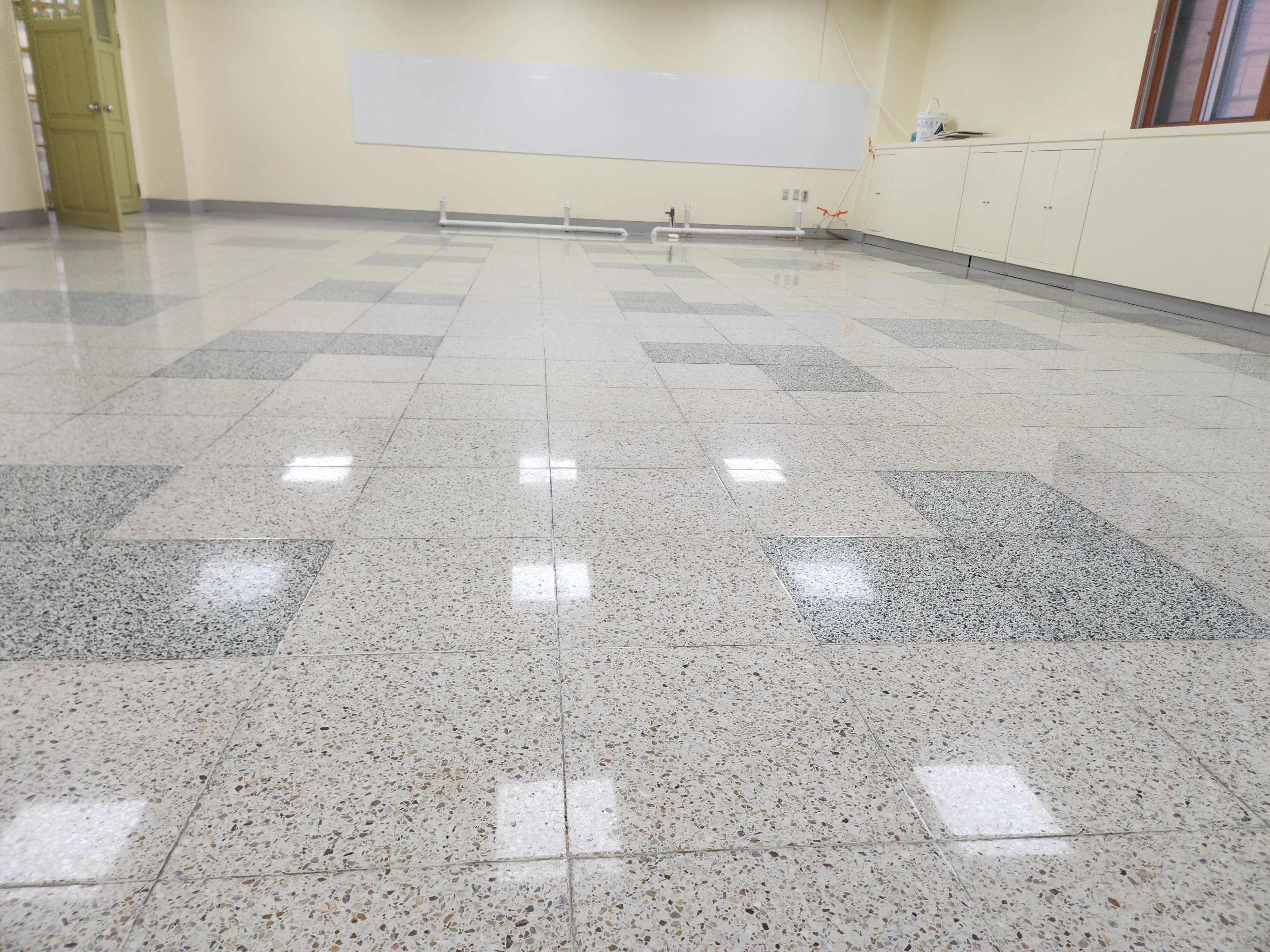 테라조 연마광택 작업 현장